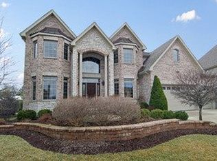 3012 Seiler Dr, Naperville, IL 60565