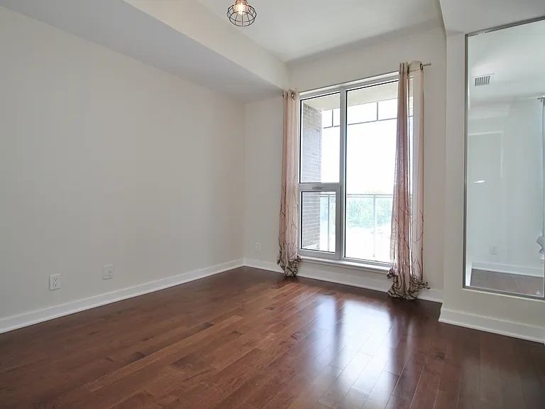 300C Lett St #422 — Photo 18