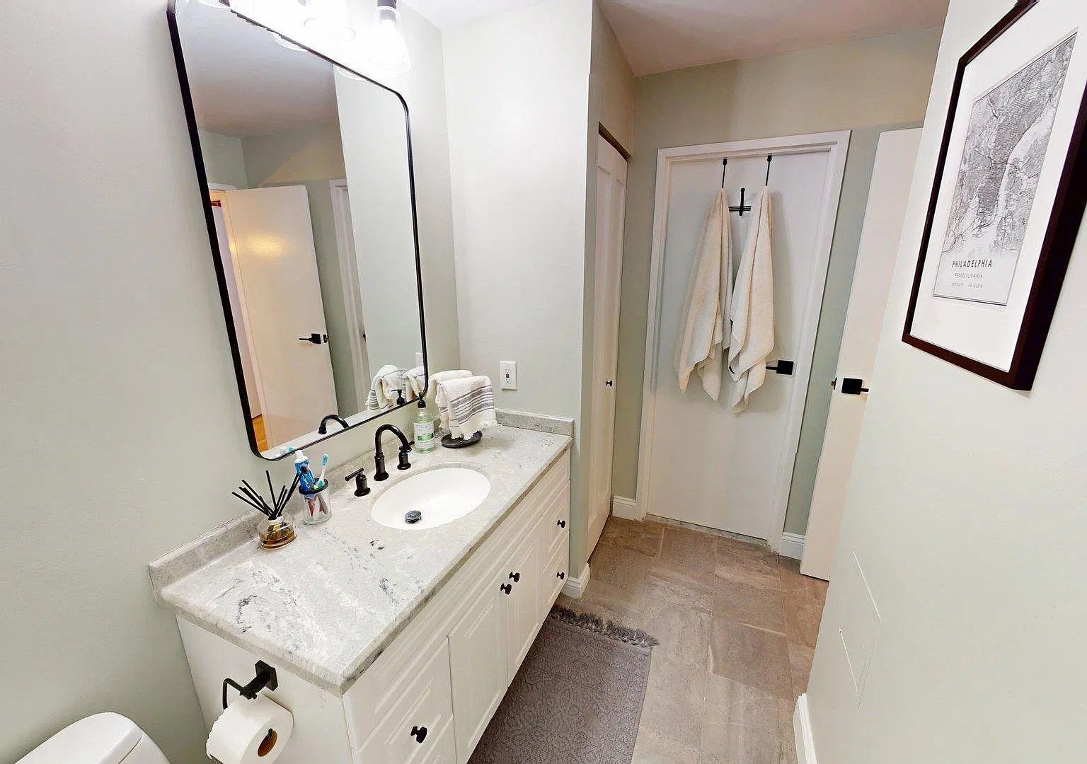 1 bed, 799 sqft, $2,395 — Photo 2