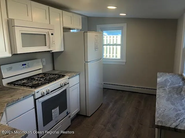 1 bed, $2,400 — Photo 4