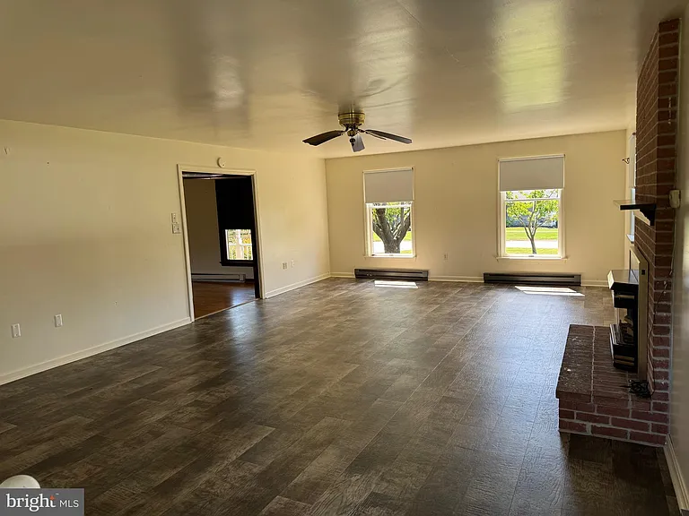 2395 Stumptown Rd — Photo 5