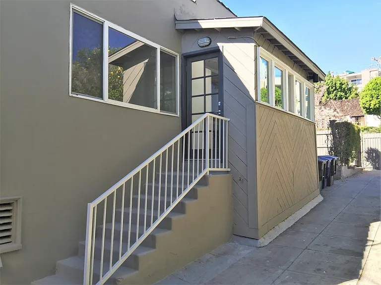 8538 W Knoll Dr — Photo 20
