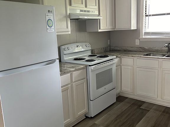 2nd image of 2026 Arkansas Ave #2026