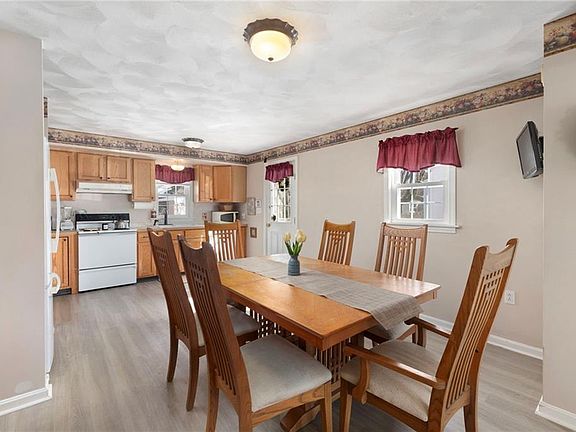 5th image of 239 Ausdale Rd