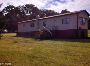 112 D St, Oakland, MD 21550