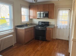 74 E Squantum St, Quincy, MA 02171