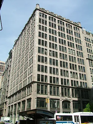 Rented by Modern Spaces | media 22