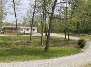 8641 E Mace Rd, Lexington, IN 47138