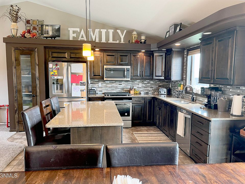 4831 Feldspar Dr, Bismarck, ND 58503 MLS 4009015 Zillow