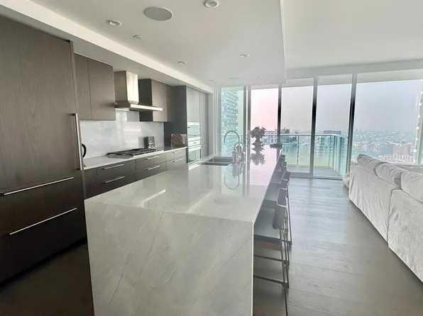 1335 Howe St #3004, Vancouver, BC V6Z 0H1