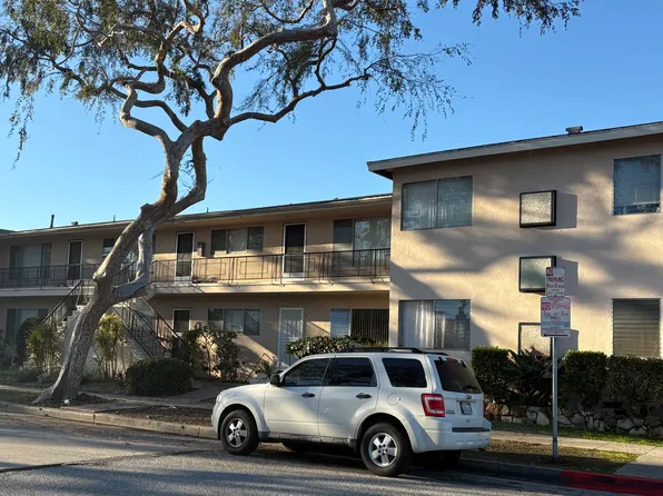 12500 Washington Pl APT 2, Los Angeles, CA 90066