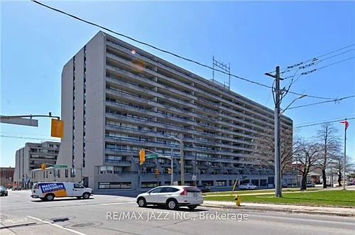 55 William St E #716 Photo 1