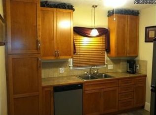682 Orchard Ave, Barberton, OH