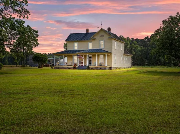 1422 Nc 45 S, Windsor, NC 27983