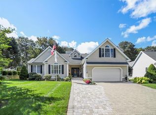 19 Fieldstone Ln, Haddam, CT 06438