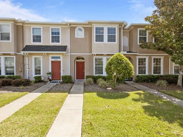 6988 Towering Spruce Dr, Riverview, FL 33578