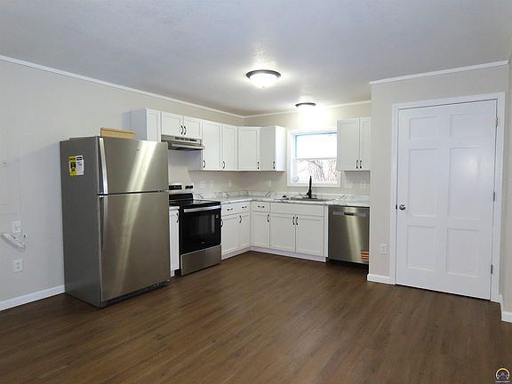 5th image of 1021 SW Boswell Ave