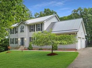 136 Meckes Ln, Saylorsburg, PA 18353