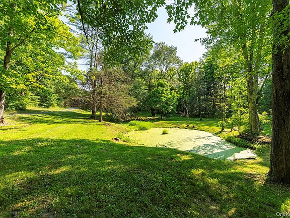 5th image of 71 W Pine Road
