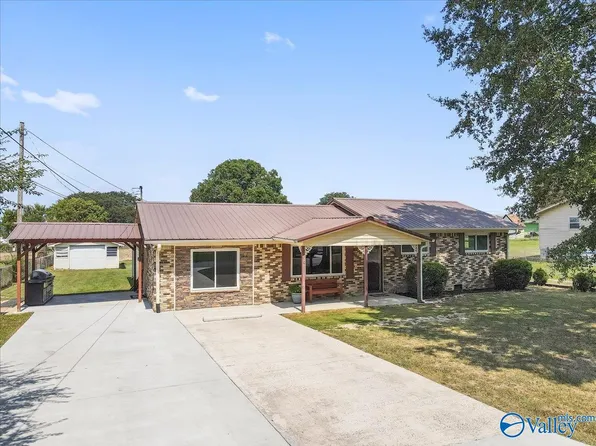 70 Colvin Dr, Albertville, AL 35951