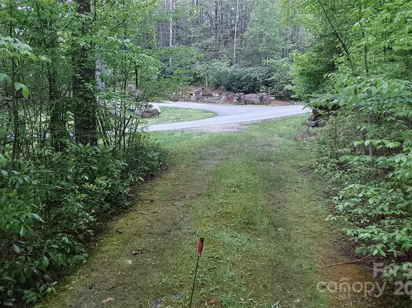 L100 Rock House Falls Ln, Sapphire, NC 28774