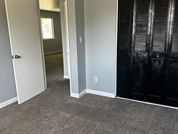 3rd image of 137 Wilbur Ave APT 4