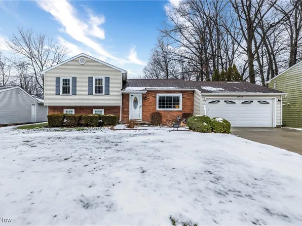 26948 Southwood Ln, Olmsted Township, OH 44138