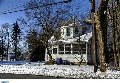 2nd image of 789 Woodlane Rd
