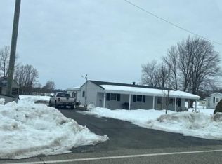 1096 Leet Rd, Niles, MI 49120