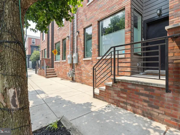 2318 E Susquehanna Ave, Philadelphia, PA 19125