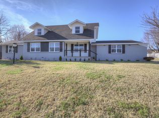 2118 Twin Hills Dr, Joplin, MO 64804