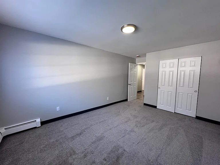 379 Huse Rd #14 — Photo 20