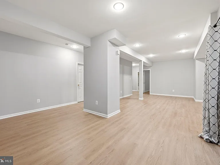 43725 Red House Dr — Photo 37