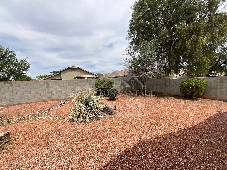 15962 W Acapulco Ln — Photo 13