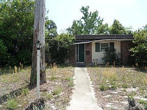 2nd image of 1520 Fort Smith Blvd