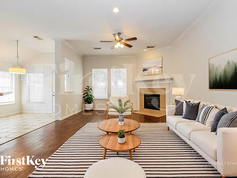 21735 Orange Maple Ct — Photo 4