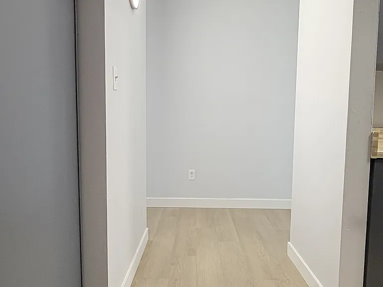 2940 Elsmere Ave #108 — Photo 3