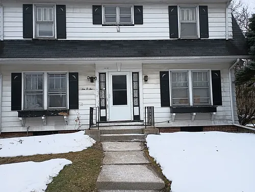 1002 S Michigan Ave Photo 1