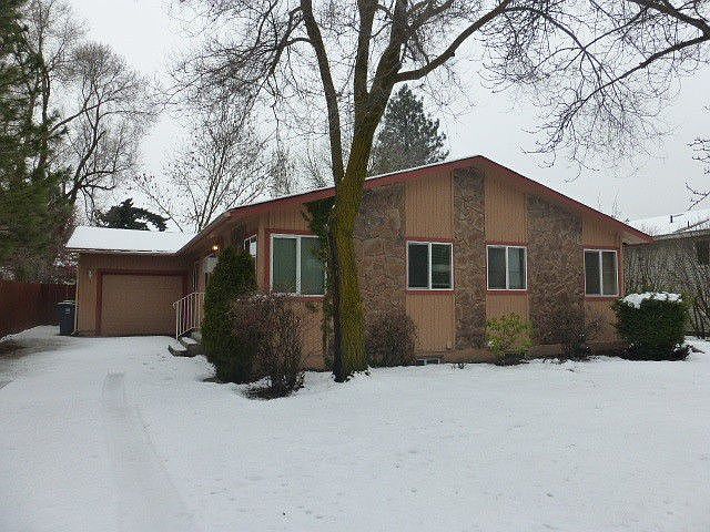 1st image of 2722 E 37th Ave