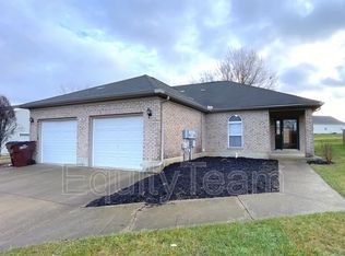 786 Tamarack Ct APT B, Lebanon, OH 45036