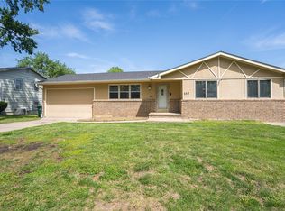 553 Parkwood Blvd, Pleasant Hill, IA 50327