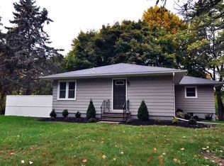 7 Orchard Rd, Castleton, NY 12033