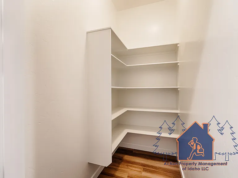 8548 W Lilburn St — Photo 13