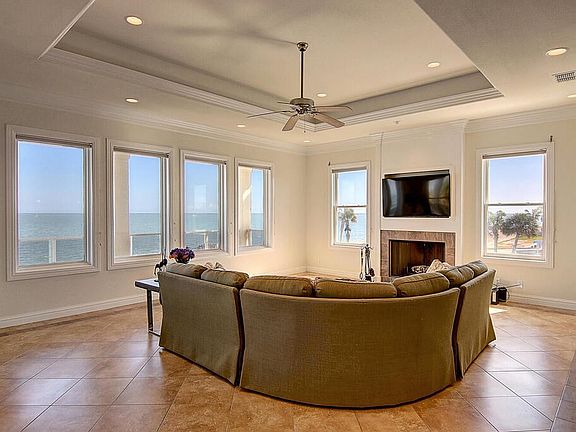 5th image of 1909 Bay Shore Dr