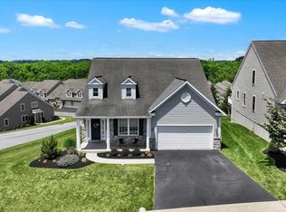 425 Westbury Dr, Wyomissing, PA 19610