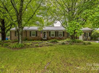 1005 Fieldstone Rd, Mooresville, NC 28115