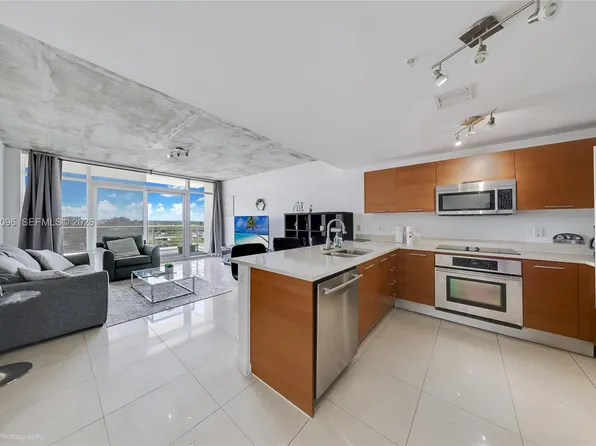 3250 NE 1st Ave APT 811, Miami, FL 33137