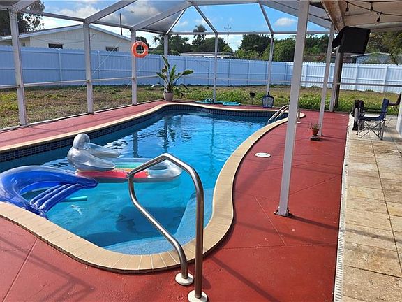 4th image of 10 E Jersey RD