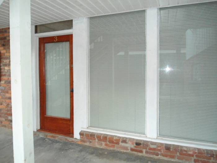 ENTRY/PORCH