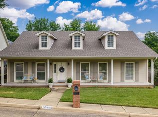 12500 Gleneagles Dr, Little Rock, AR 72211